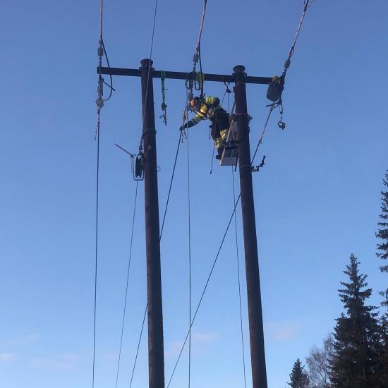 Nettservice og Laje bygger linjer for Glitre